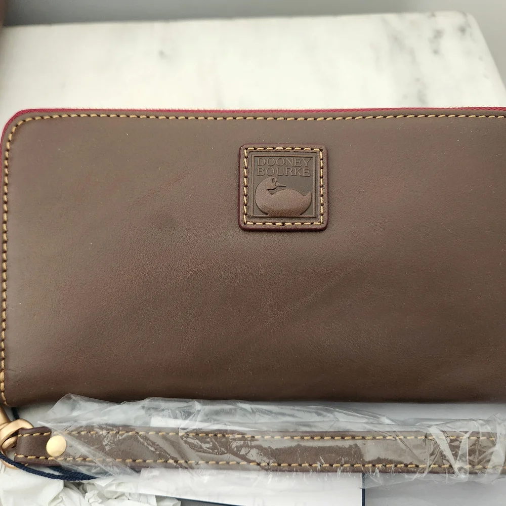 Elephant Dooney & Bourke Florentine Hattie Leather Bucket Bag & New Wallet - Picture 2 of 13